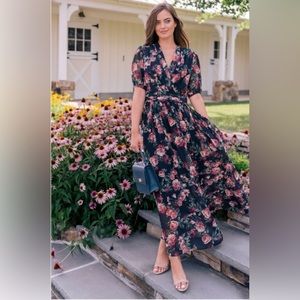 Gal Meets Glam Ashlynn Floral Maxi Dress Size 4 US
